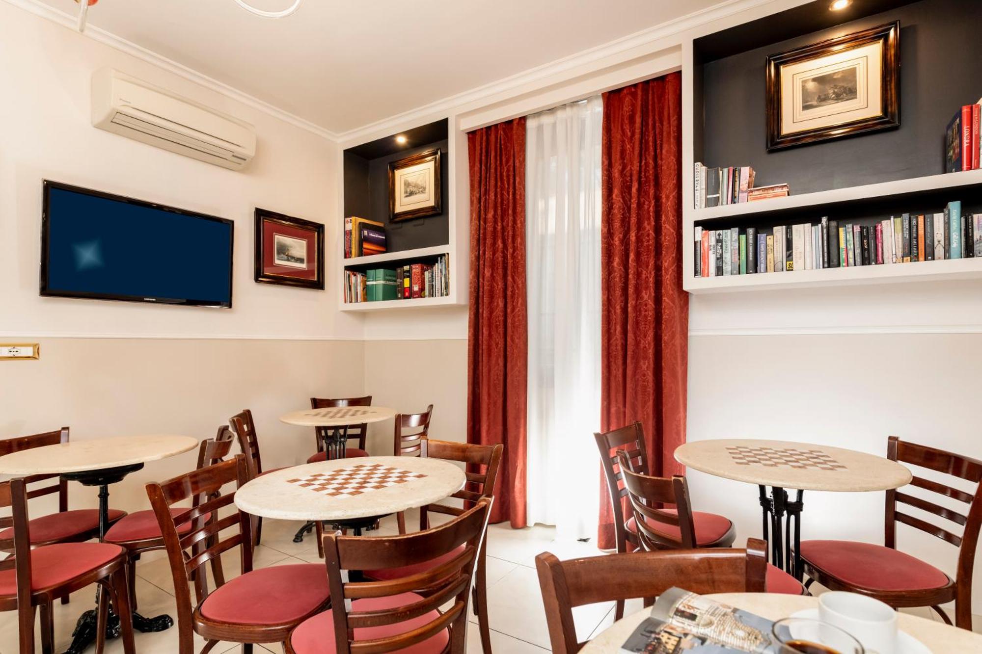 Budget Rooms Des Arts — Photos 3